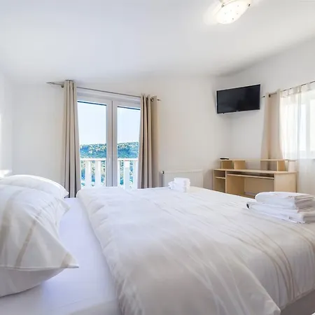 וילה Boulder Donji Okrug (Ciovo)