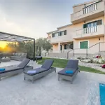 Villa Boulder *