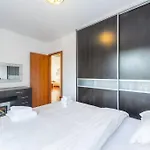 Boulder Villa *