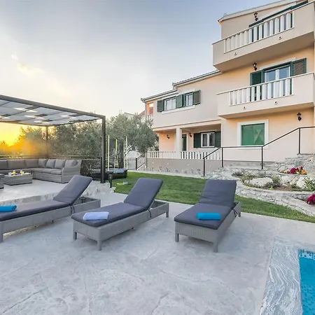 Villa Boulder *