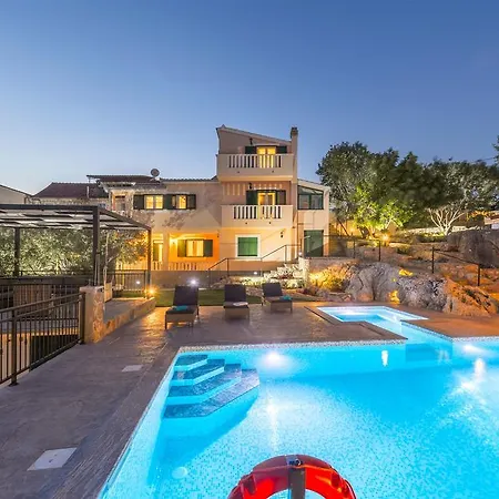 Boulder Villa Donji Okrug