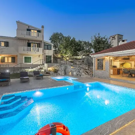 Villa Boulder *