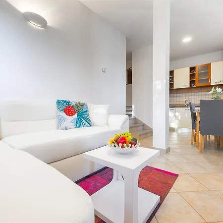 Boulder Villa